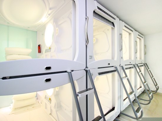 太空舱（竖舱）