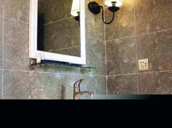 高级海景阳台大床房