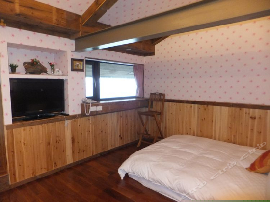 海天碉堡四人房