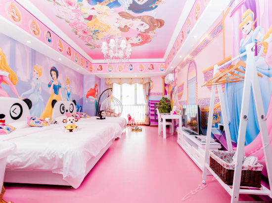白雪公主亲子双床房