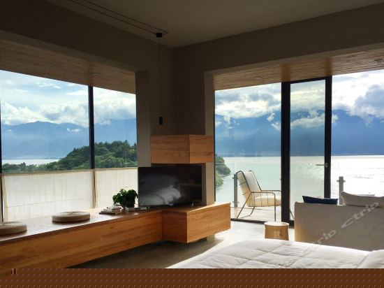 270°无敌海景大床房