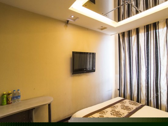 豪华大床房(无窗)