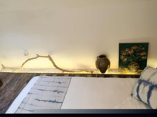 榻榻米艺术星空房黛蓝