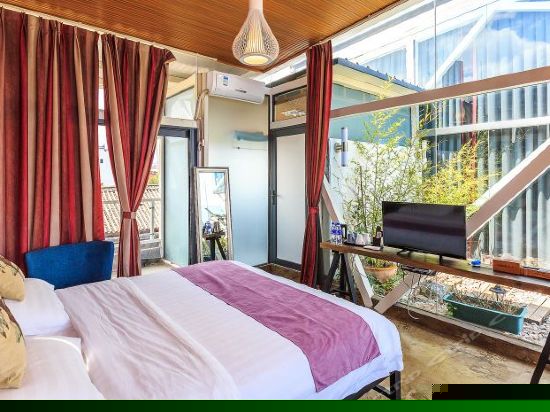 海景山景双景大床房