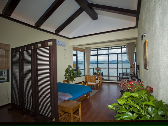 豪华海景大床房301