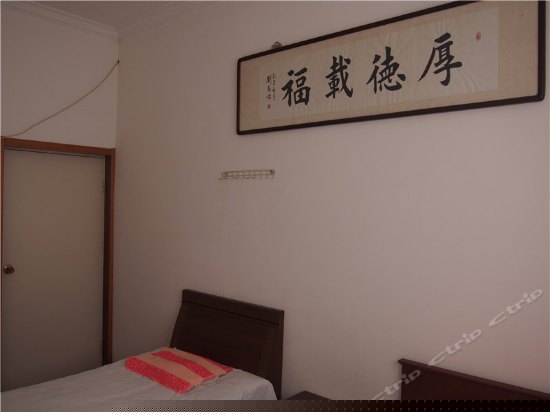 家庭三人间（床位房）