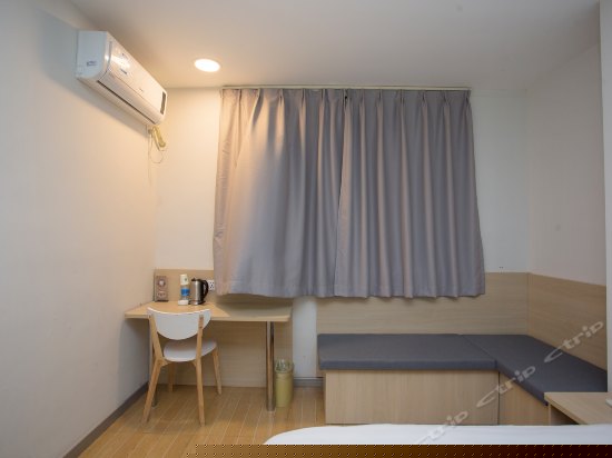 零压高级大床房