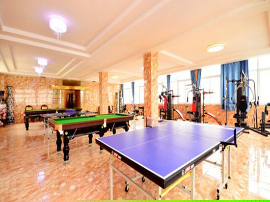 健身娱乐设施