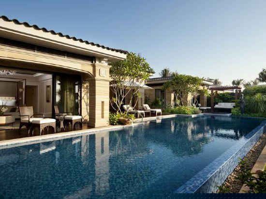 极致园景泳池别墅双卧室