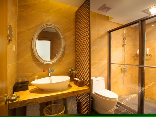 日式榻榻米豪华大床小套房