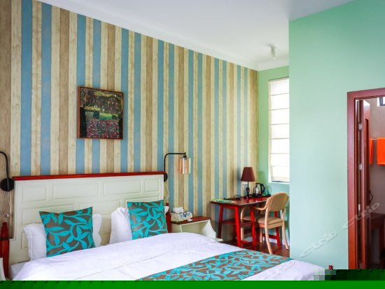 连舍舒适大床房