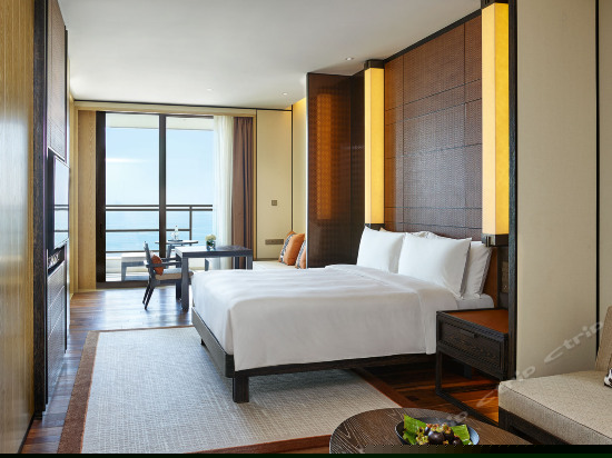 君悦豪华海景客房