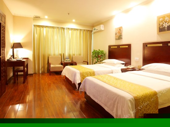 东方高级大床房