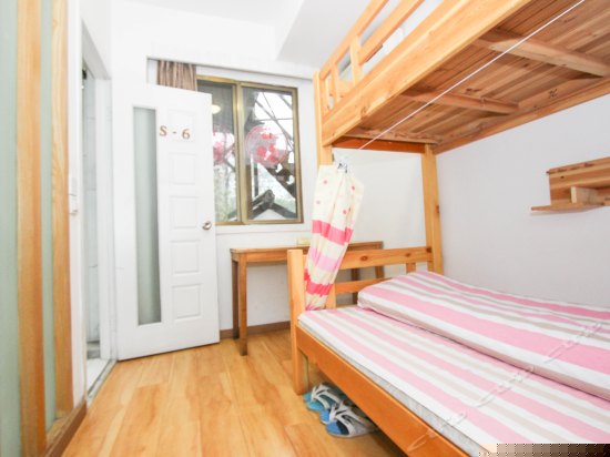 女生二人间床位（公卫）