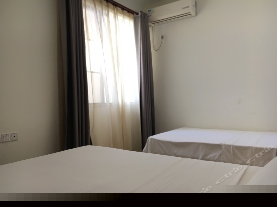 正面海景三房两厅