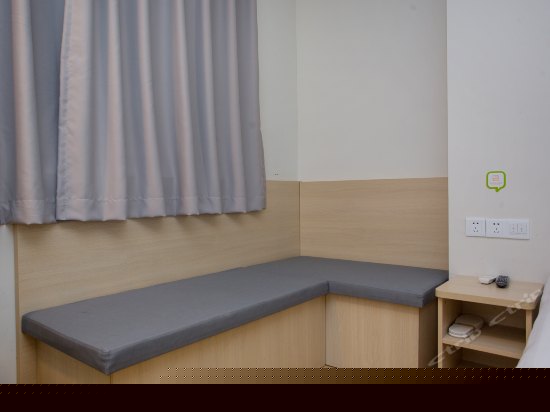 零压高级大床房