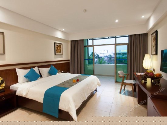 高级池景大床房