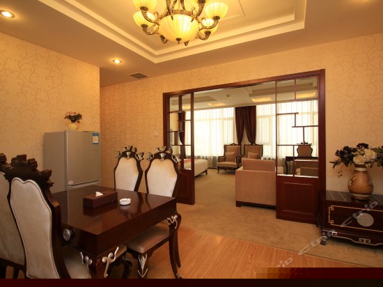 美式行政豪华海景套房