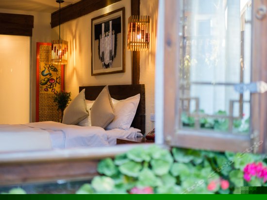 纳西寻梦大床房