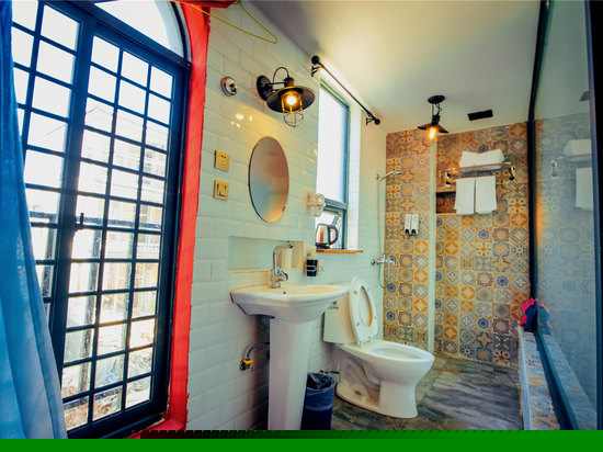 独立阳台浴缸海景房