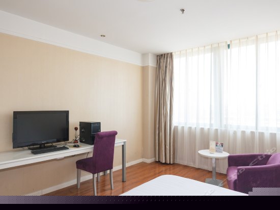 商务大床间(内宾)