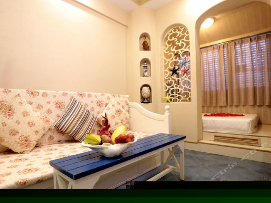 地中海榻榻米大床