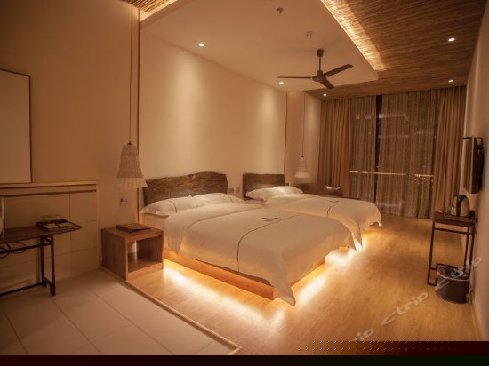 豪华高级海景双床房