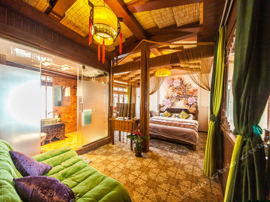 豪华大套房（花盼）