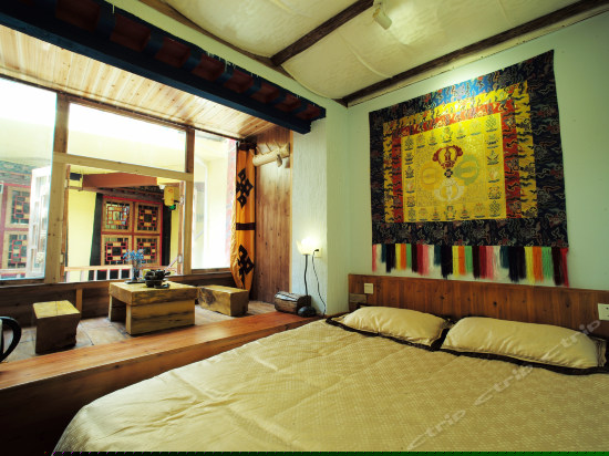 蓝卡精品大床房