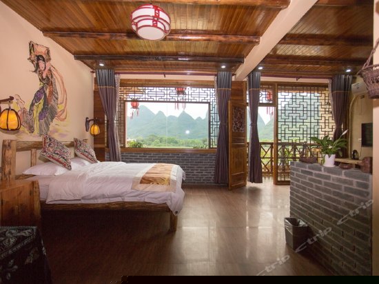 大阳台蜜月大床房