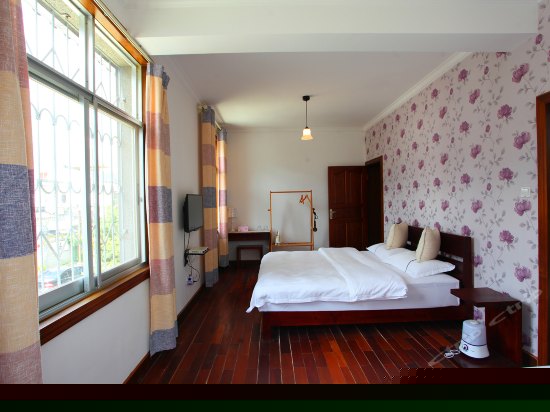 云里 山景家庭房