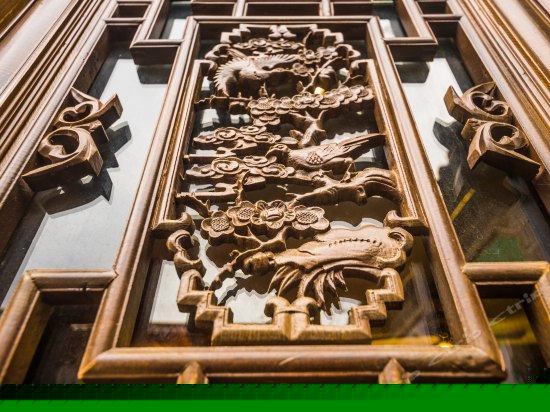 豪华阳光大床房