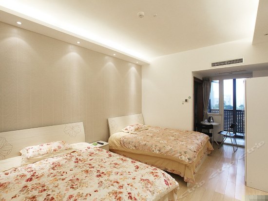 时尚温馨双床标准间