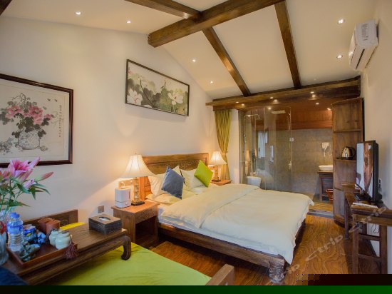 云起龙襄（大床房）