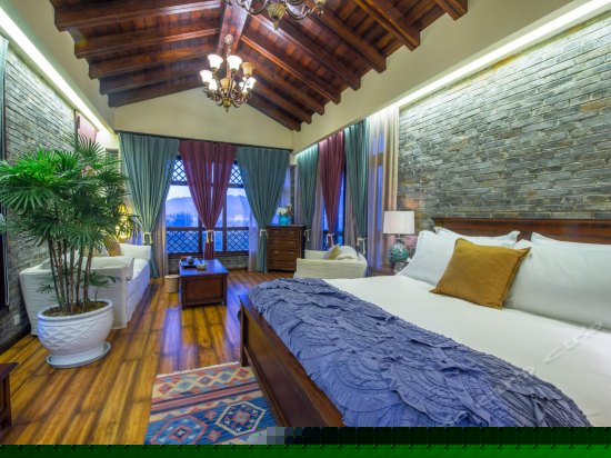 豪华海景大床房