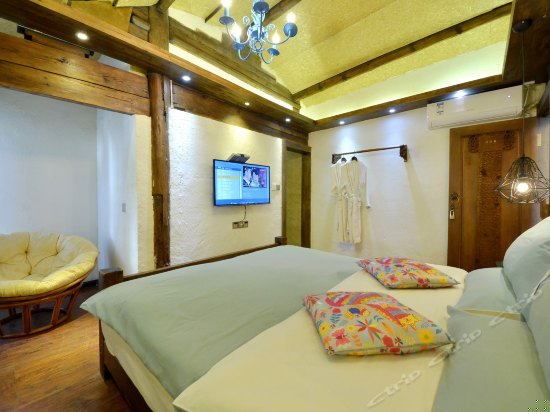 风情院精品大床房