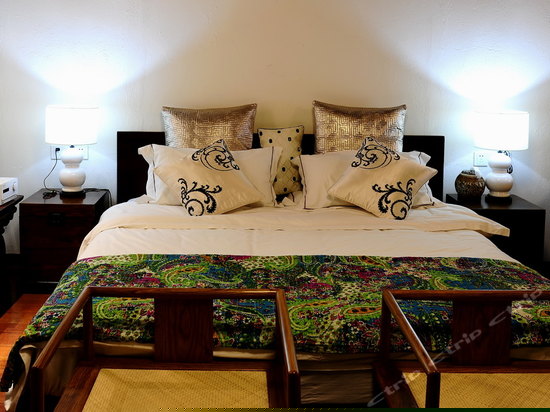 龙泉海景山景大床套房