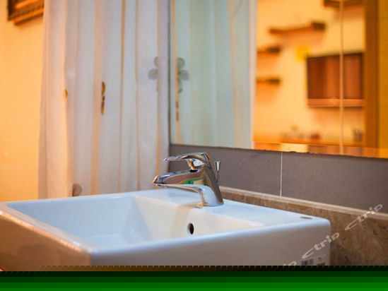 豪华海景大床房