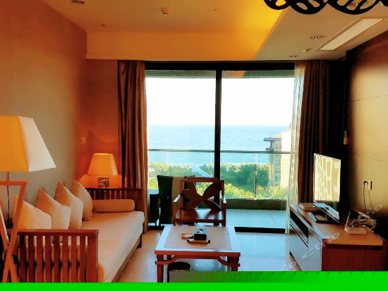 一线海景豪华双房套房