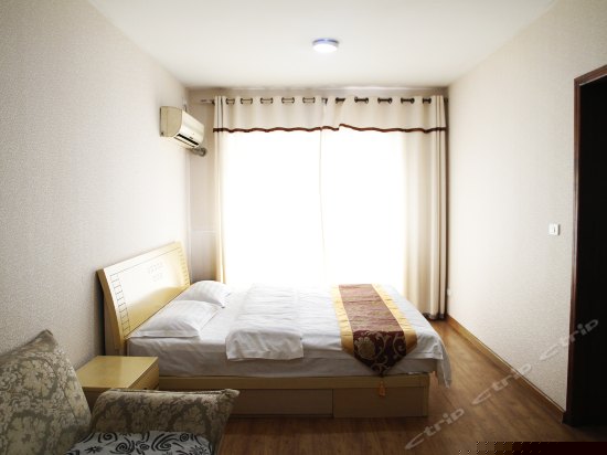 豪华江景大床房