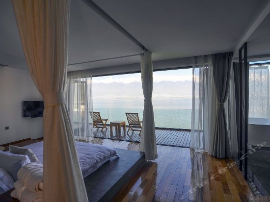 嘉年（海景大床房）