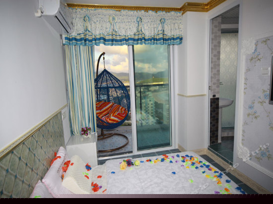 精装120°阳台海景大床房