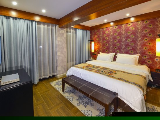 庭院江景温馨家庭房