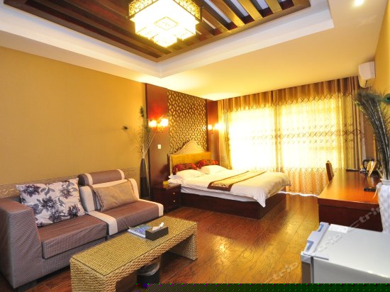 独立阳台江景大床房