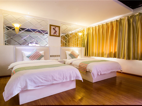 傣家风情双床房