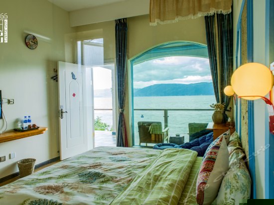 三楼海景大床房