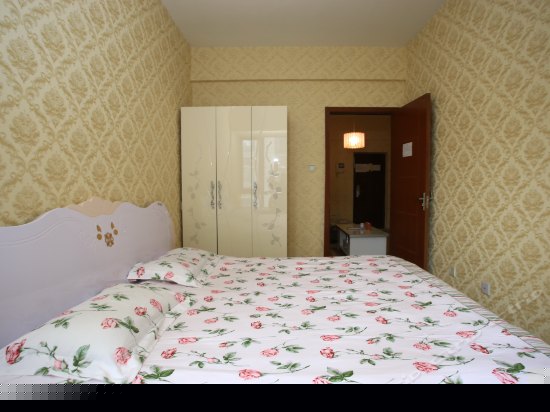 时尚大床房（内宾）