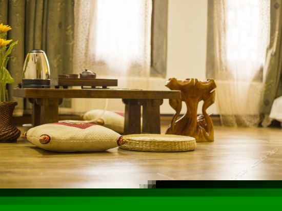 榻榻米式双床间