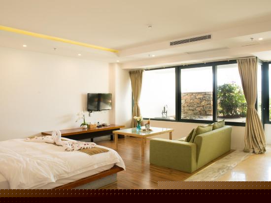 180度海景花园亲水大床房