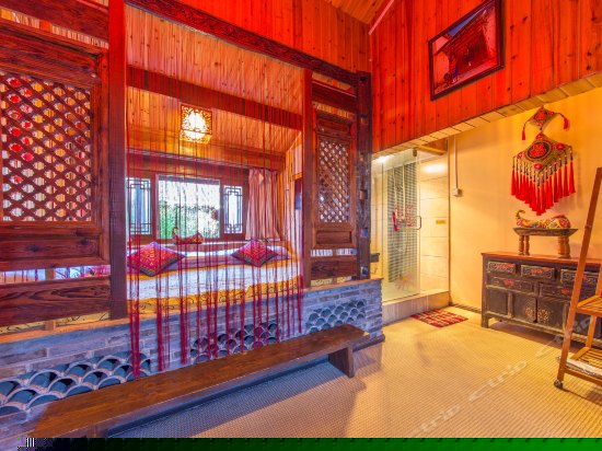 青稞蜜月大床房